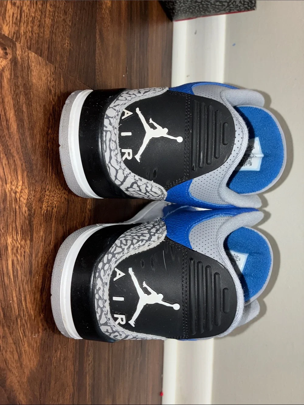 Jordan bold royal